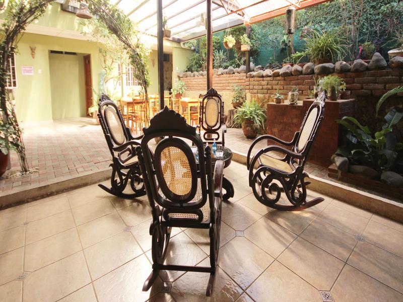 Hotel Casa De Angeles Managua Exteriör bild